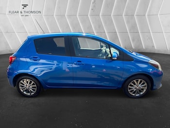 Used Toyota Yaris 2017 for sale - 79190398: Photo