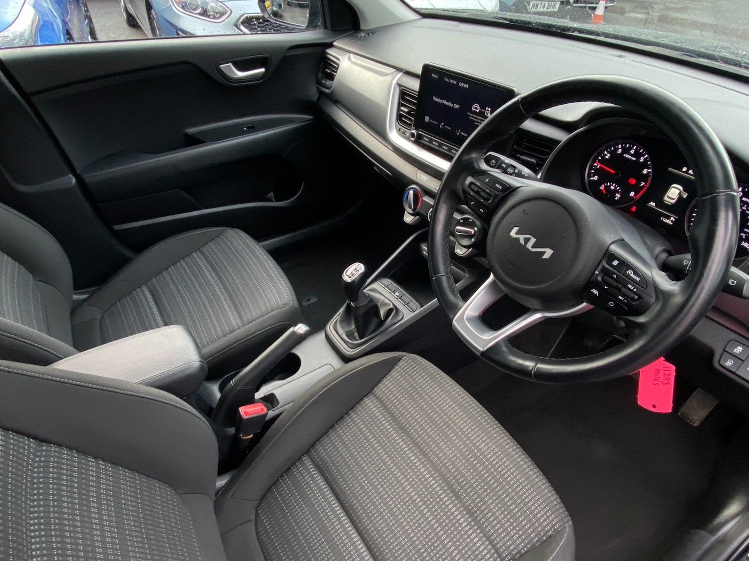 Used Kia Stonic 2023 for sale - 77678899: Photo 11