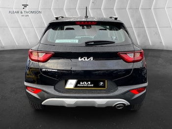 Used Kia Stonic 2023 for sale - 77678899: Photo