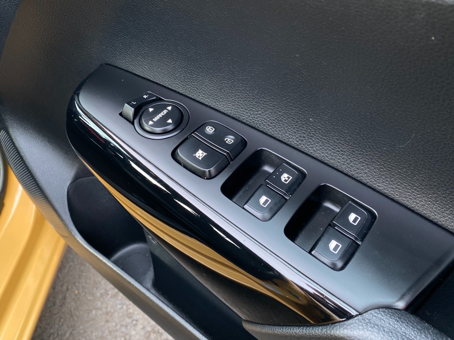 Used Kia Picanto 2023 for sale - 77760286: Photo 12