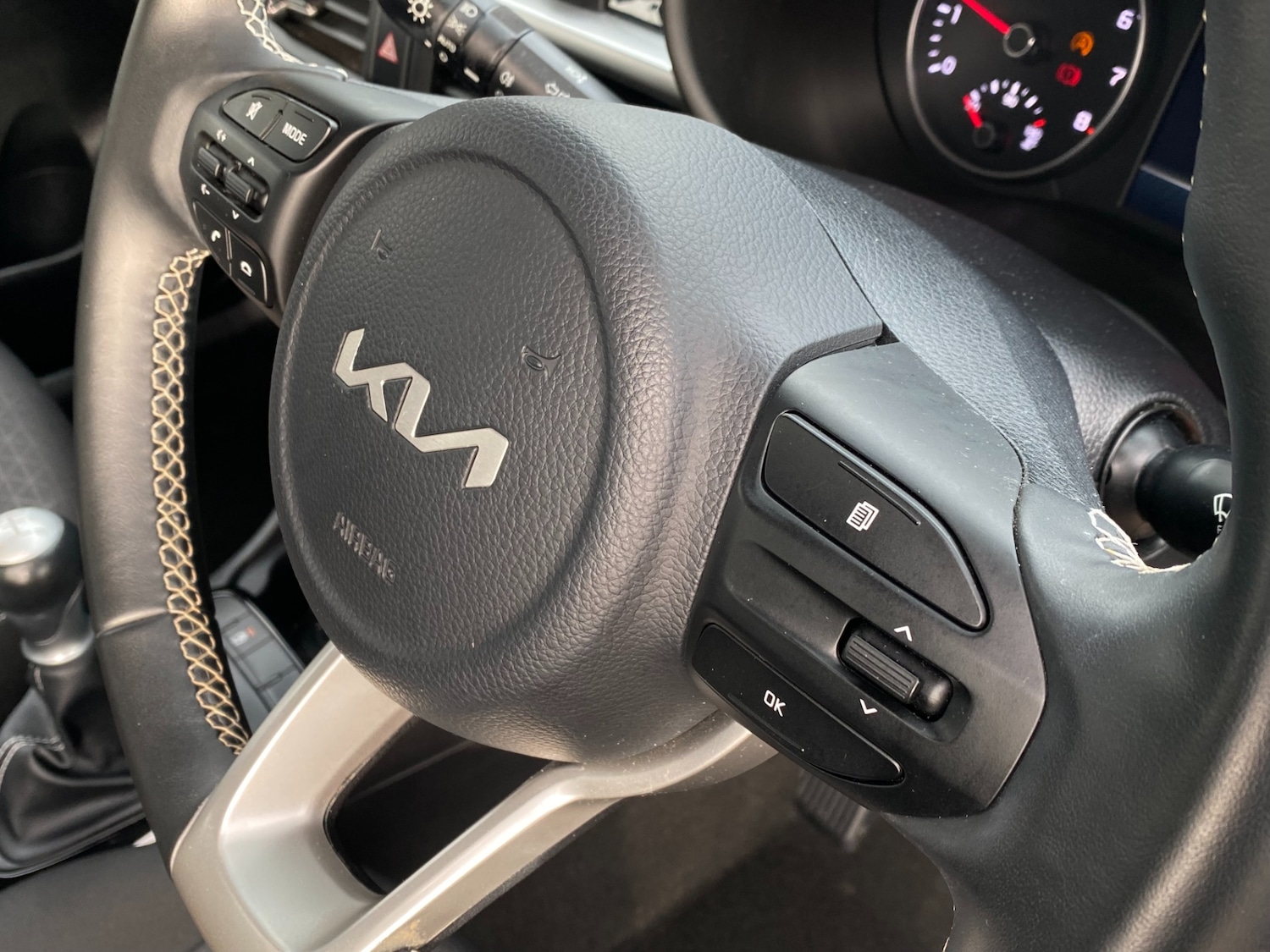Used Kia Picanto 2023 for sale - 77759490: Photo 12