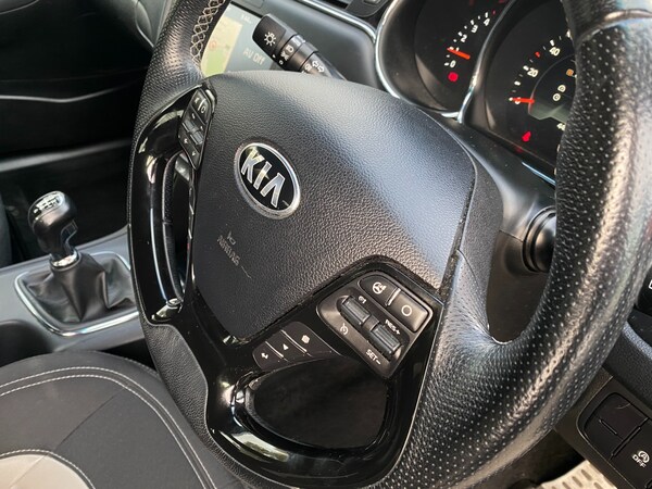 Used Kia Ceed 2017 for sale - 76131219: Photo 17