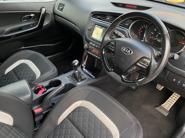 Used Kia Ceed 2017 for sale - 76131219: Photo 18