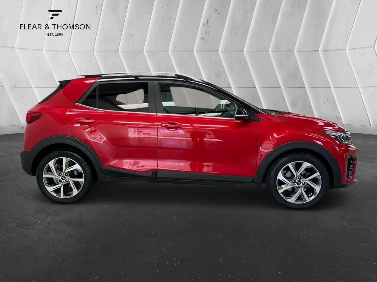 Used Kia Stonic 2023 for sale - 76720370: Photo 2