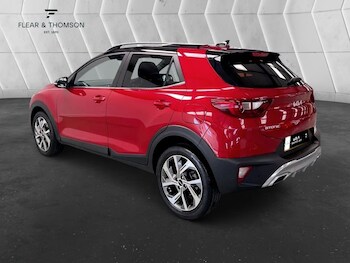 Used Kia Stonic 2023 for sale - 76720370: Photo