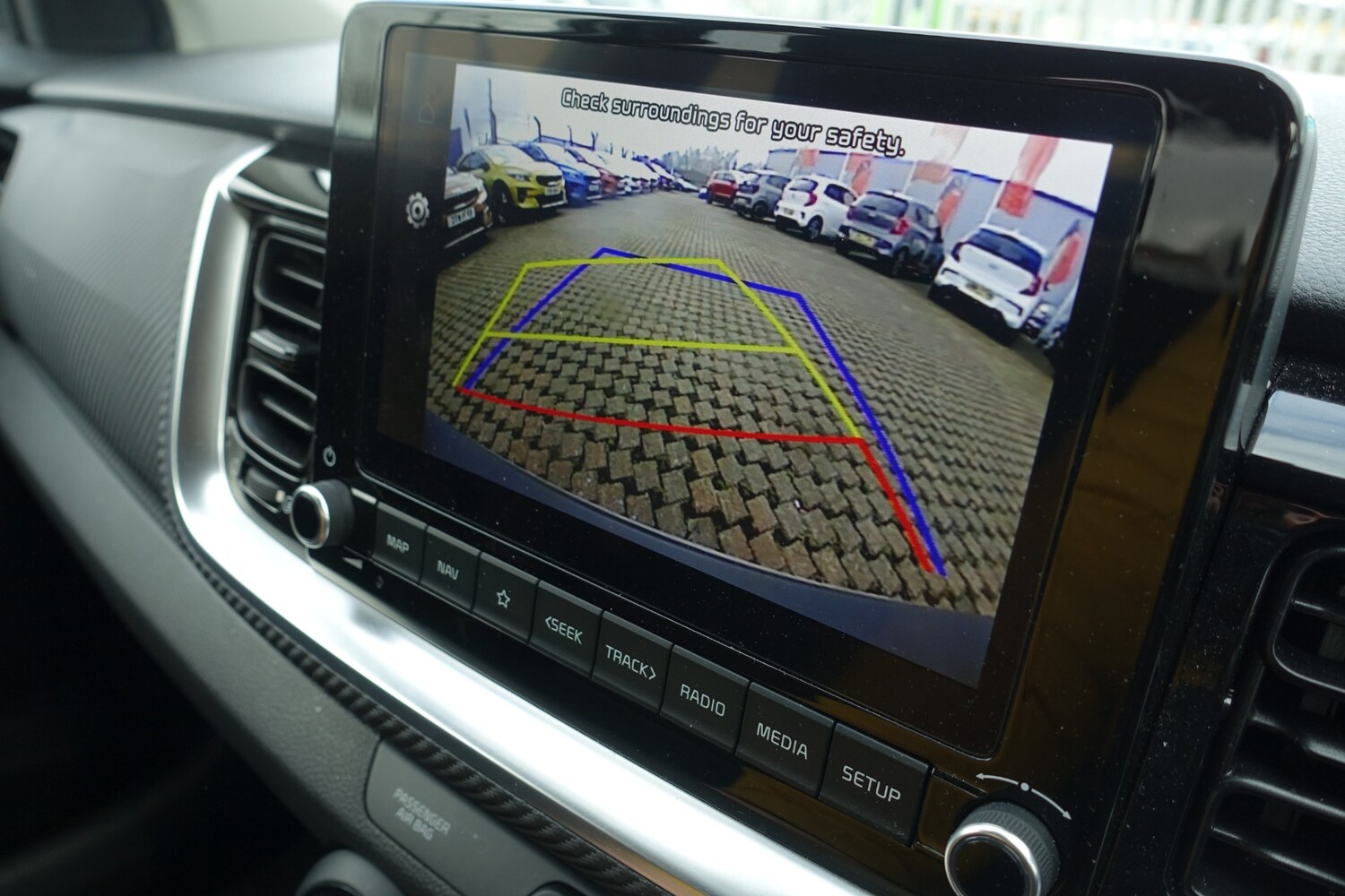 Used Kia Stonic 2023 for sale - 76720370: Photo 7