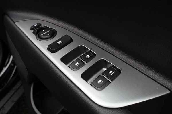 Used Kia Stonic 2025 for sale - 75239131: Photo 16