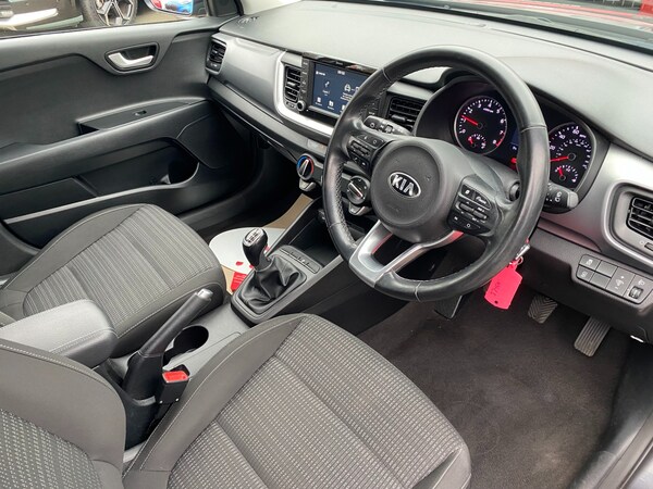 Used Kia Stonic 2018 for sale - 76198749: Photo 16