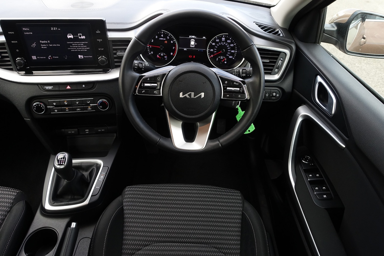 Used Kia XCeed 2023 for sale - 76393452: Photo 17