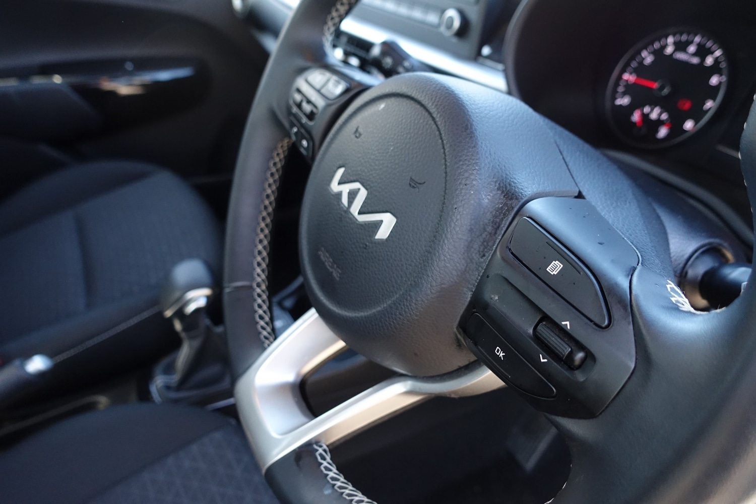 Used Kia Picanto 2023 for sale - 76418324: Photo 12