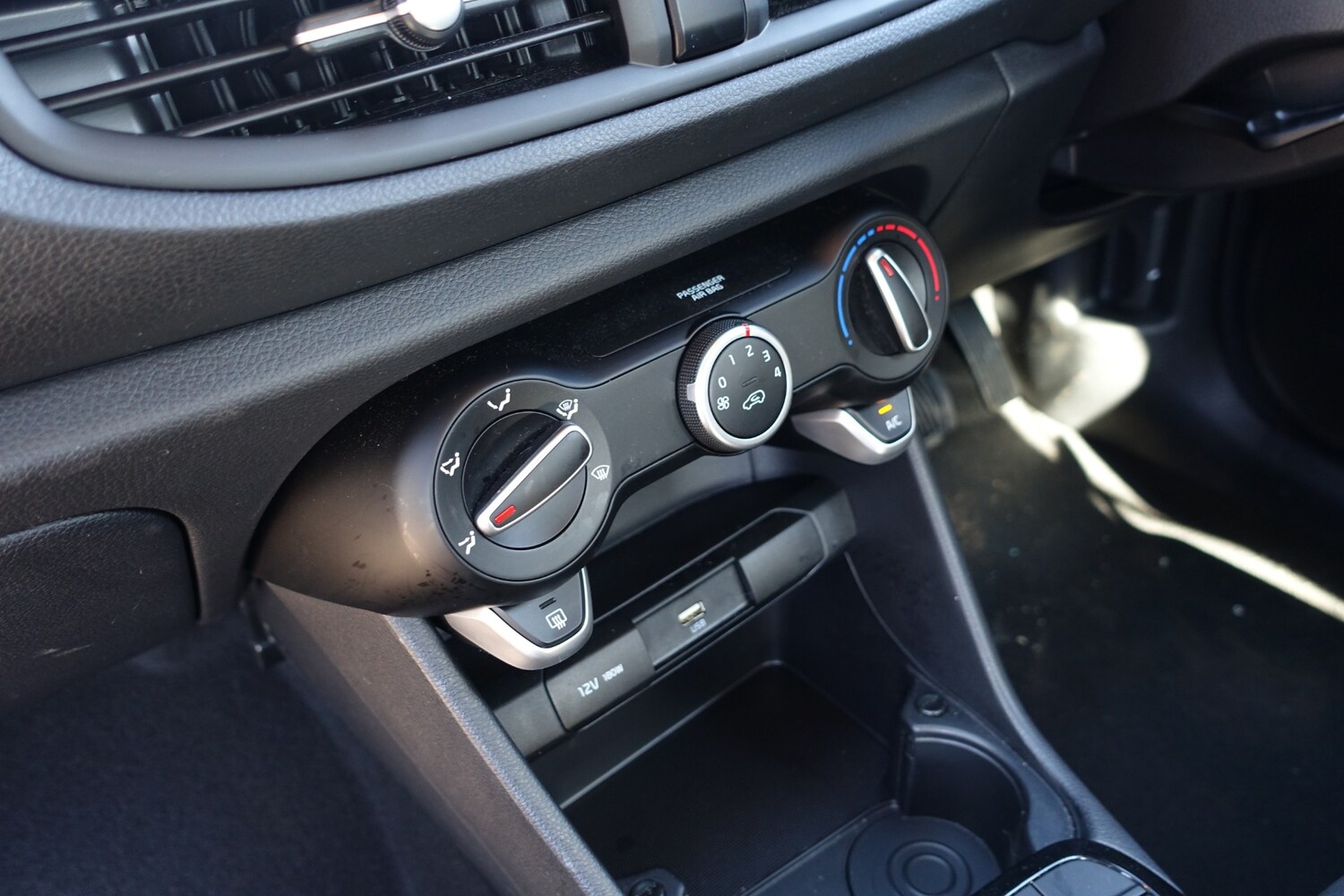 Used Kia Picanto 2023 for sale - 76418324: Photo 23