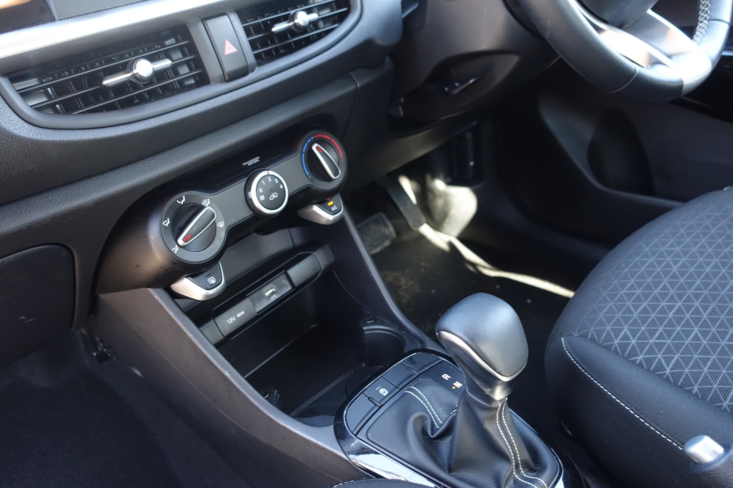 Used Kia Picanto 2023 for sale - 76418324: Photo 24