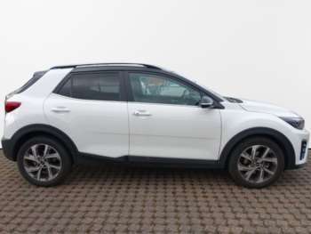 Used Kia Stonic 2024 for sale - 74859741: Photo