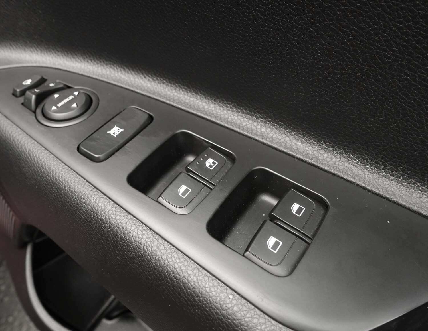 Used Kia Stonic 2023 for sale - 77759638: Photo 11