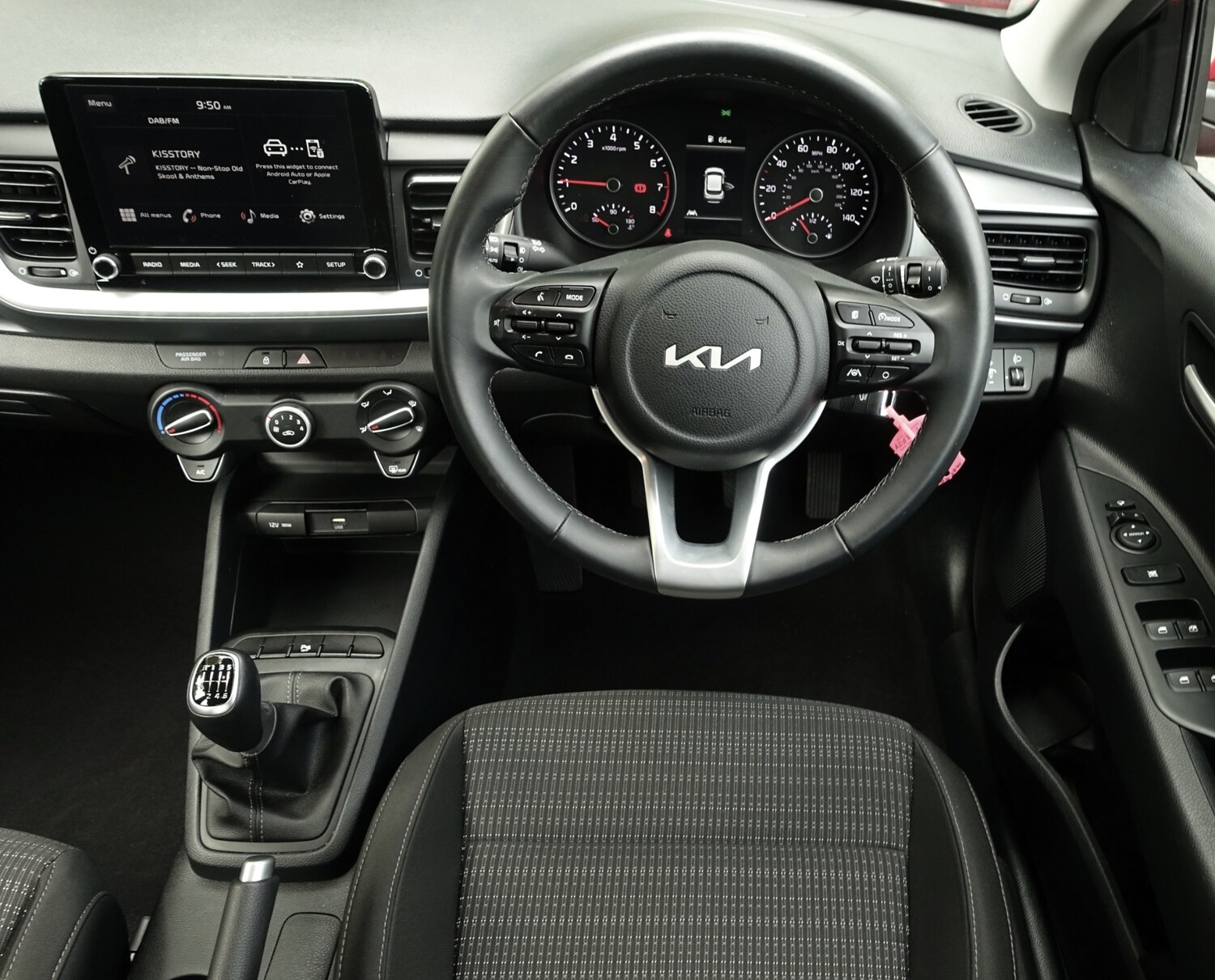 Used Kia Stonic 2023 for sale - 77759638: Photo 14