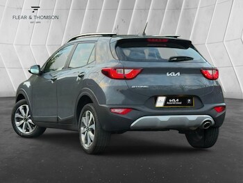 Used Kia Stonic 2023 for sale - 77759638: Photo