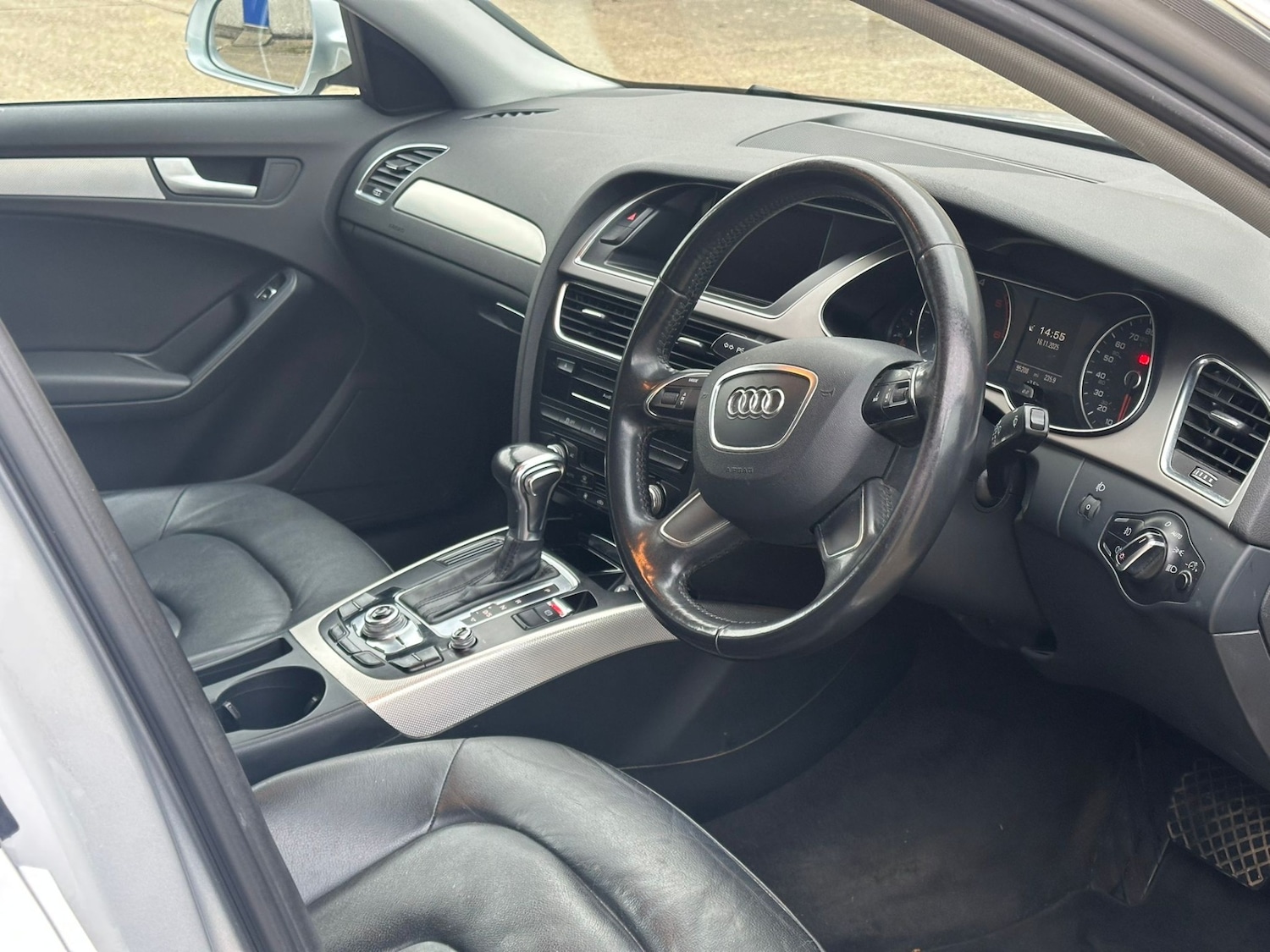 Used Audi A4 2013 for sale - 76595329: Photo 10