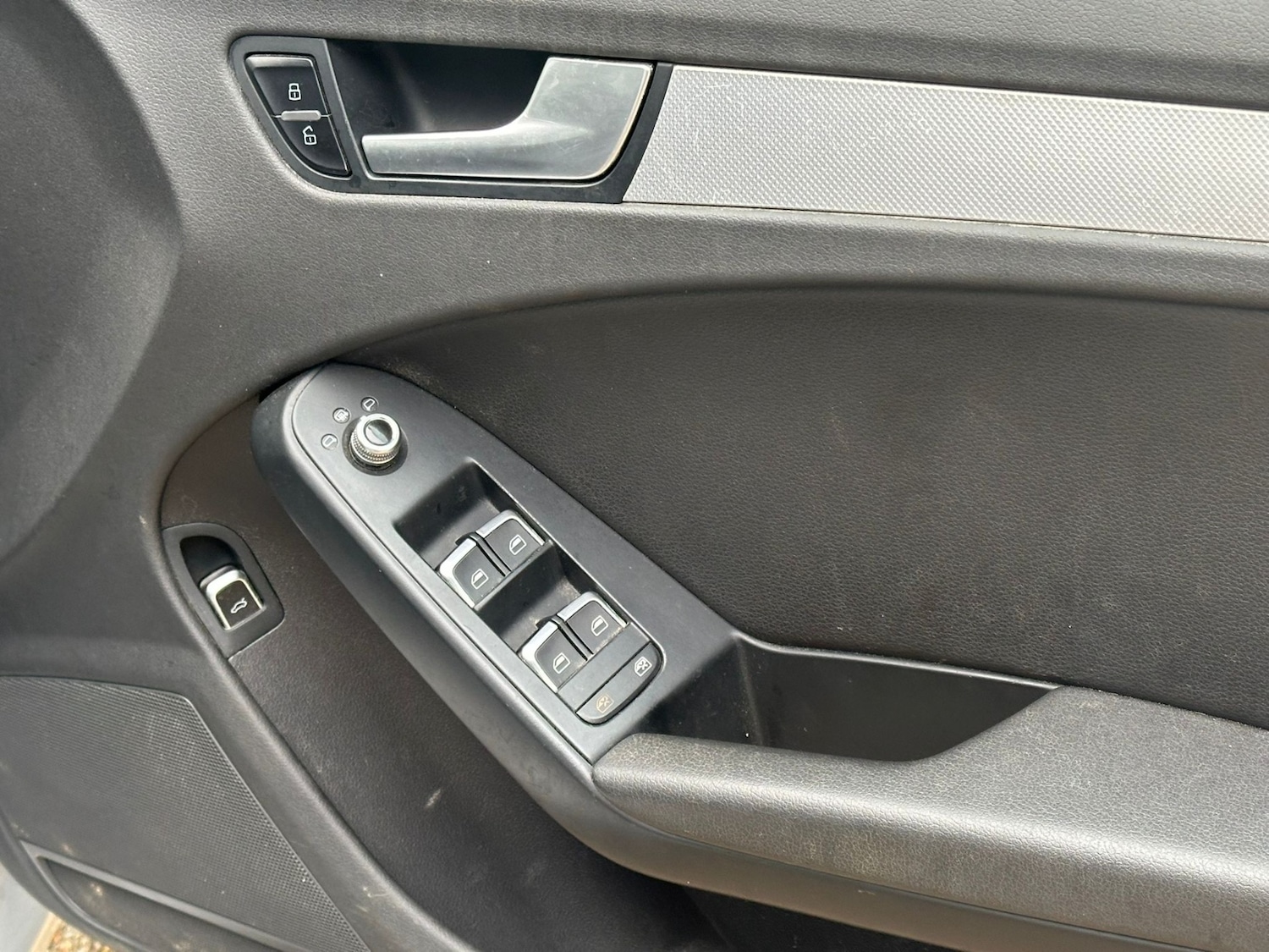 Used Audi A4 2013 for sale - 76595329: Photo 18