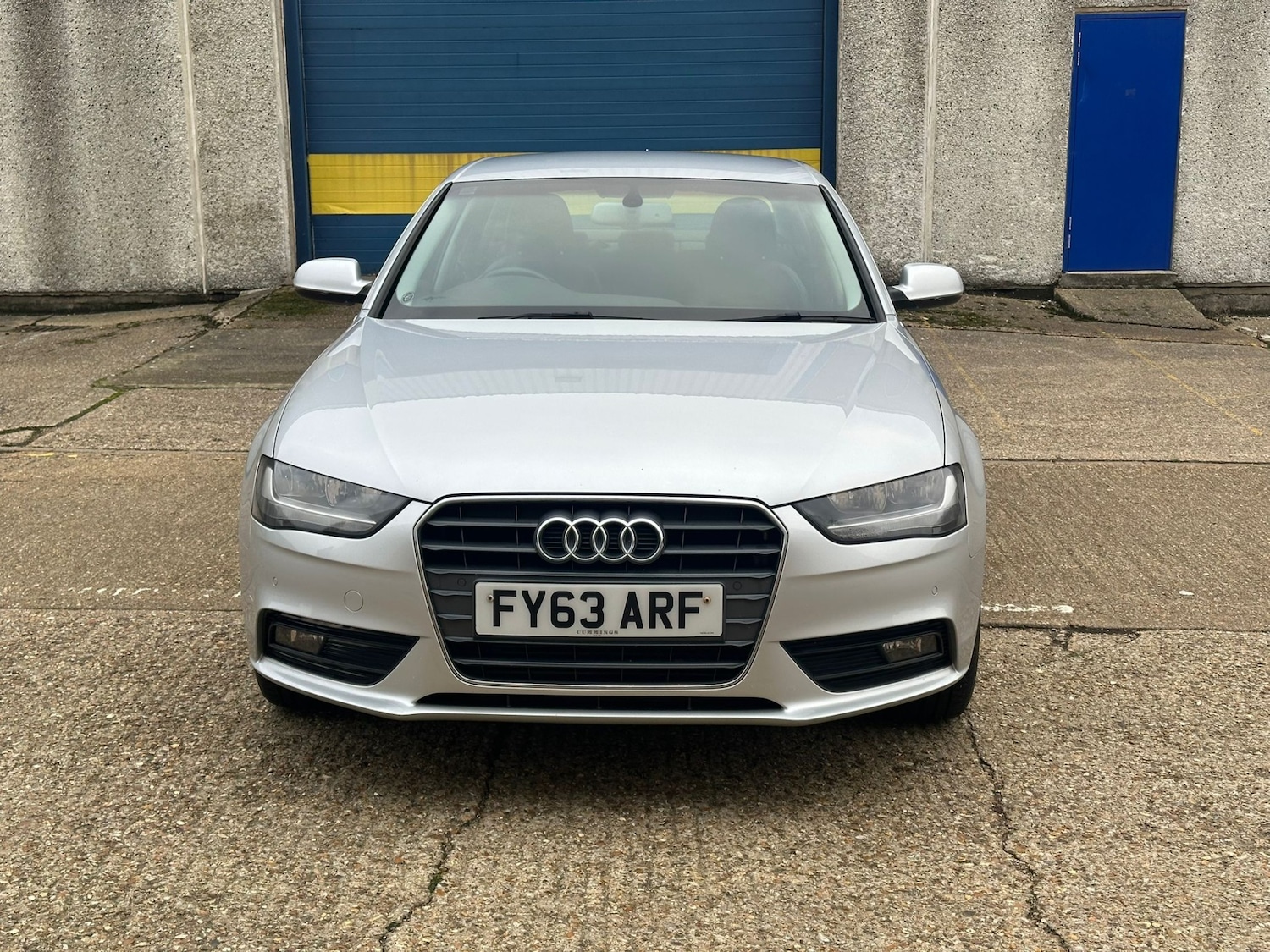 Used Audi A4 2013 for sale - 76595329: Photo 3