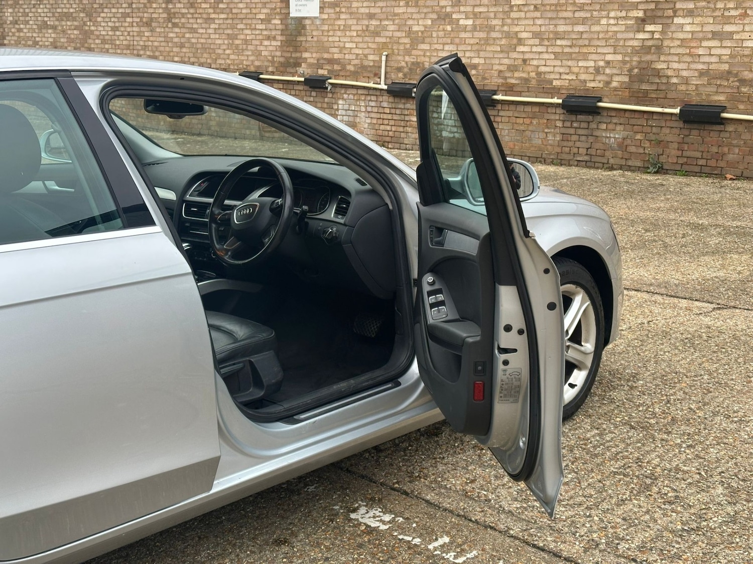 Used Audi A4 2013 for sale - 76595329: Photo 9