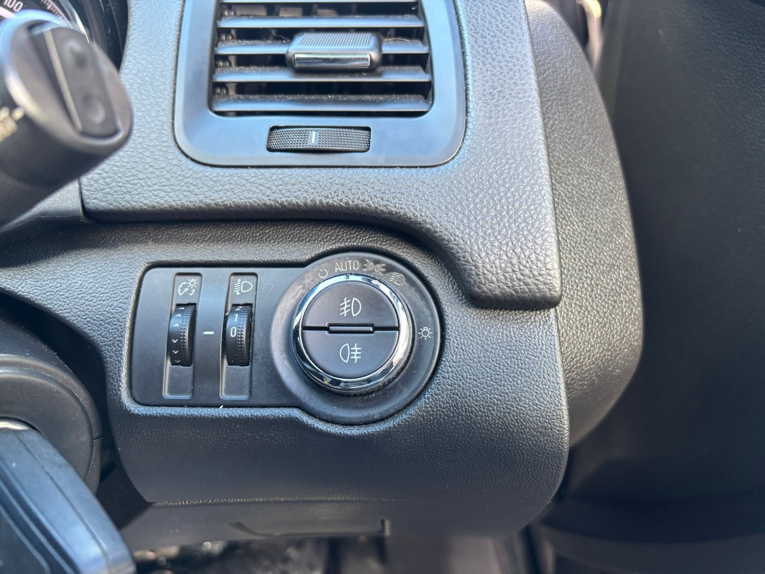 Used Vauxhall Insignia 2016 for sale - 76445940: Photo 29