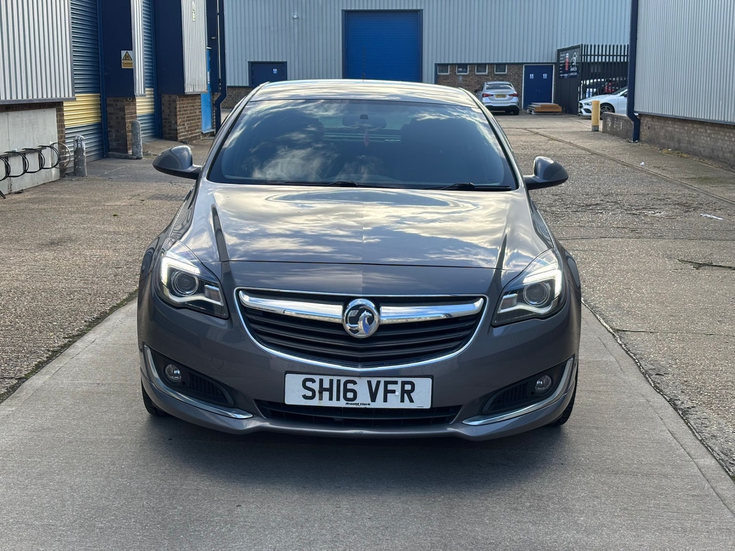 Used Vauxhall Insignia 2016 for sale - 76445940: Photo 8