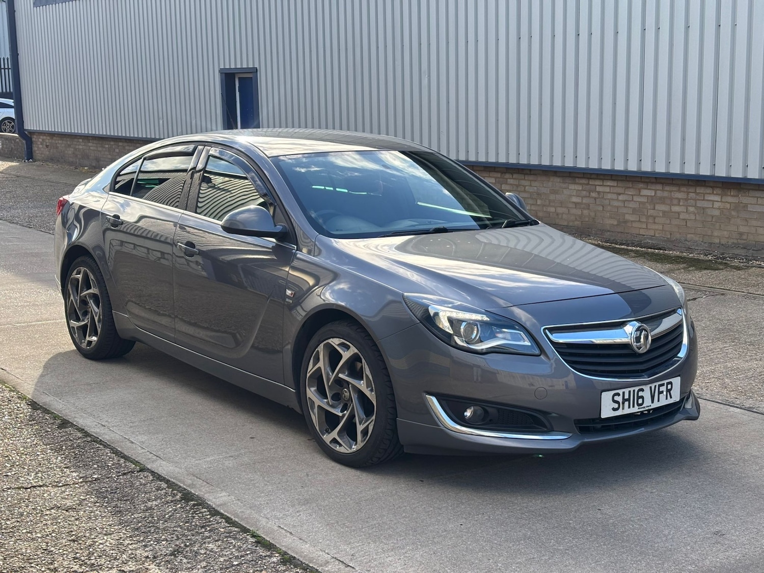 Used Vauxhall Insignia 2016 for sale - 76445940: Photo 9