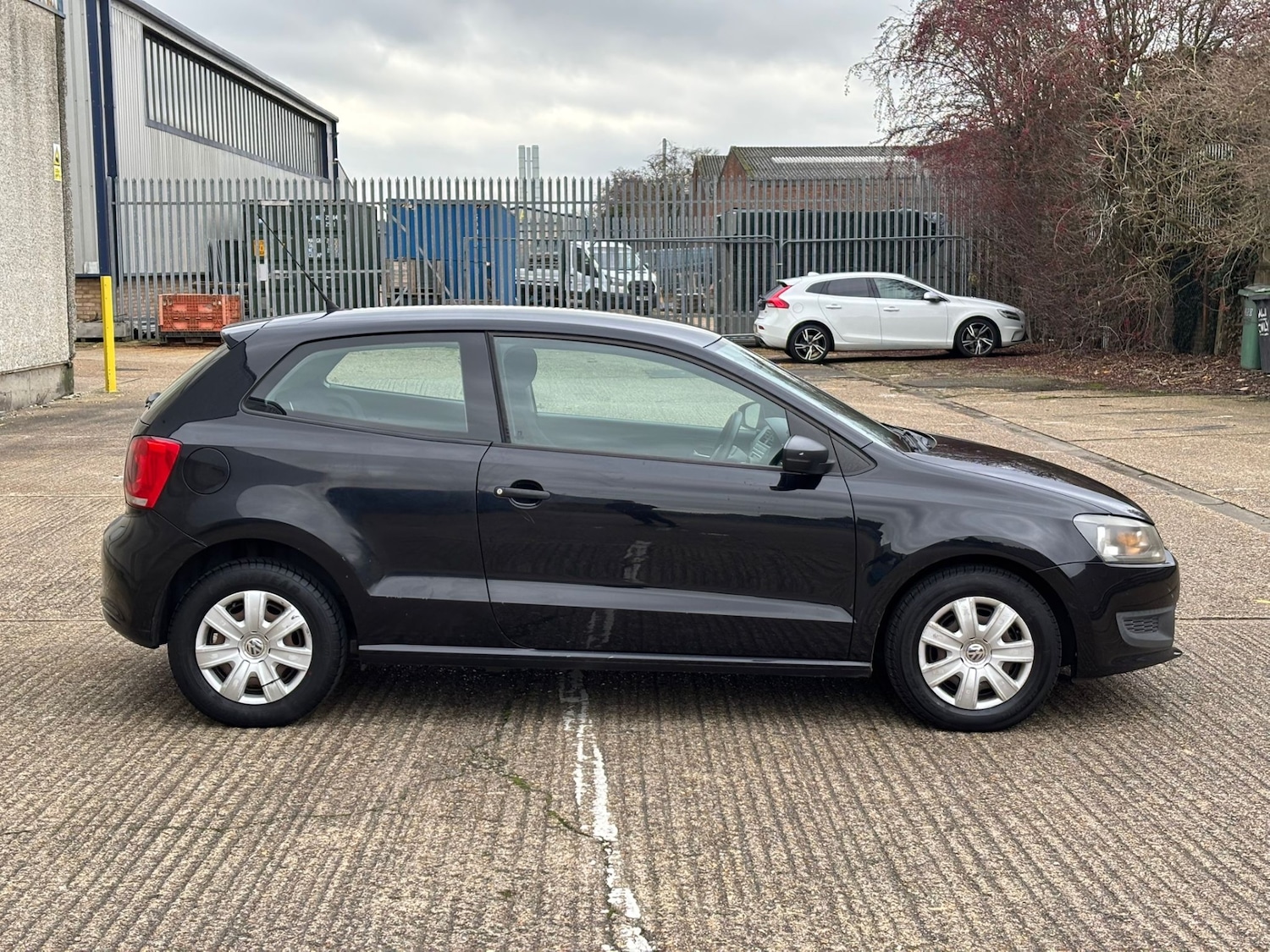 Used Volkswagen Polo 2012 for sale - 76920168: Photo 10