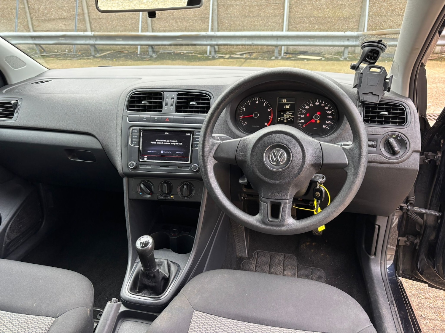 Used Volkswagen Polo 2012 for sale - 76920168: Photo 14
