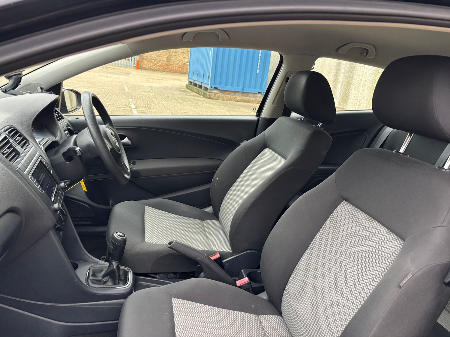 Used Volkswagen Polo 2012 for sale - 76920168: Photo 36