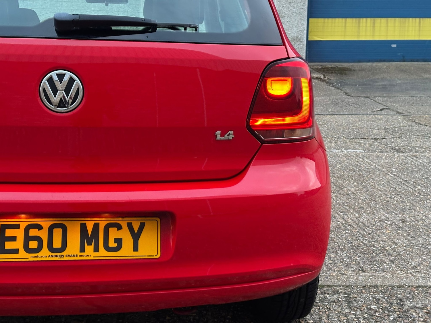 Used Volkswagen Polo 2010 for sale - 77821978: Photo 24