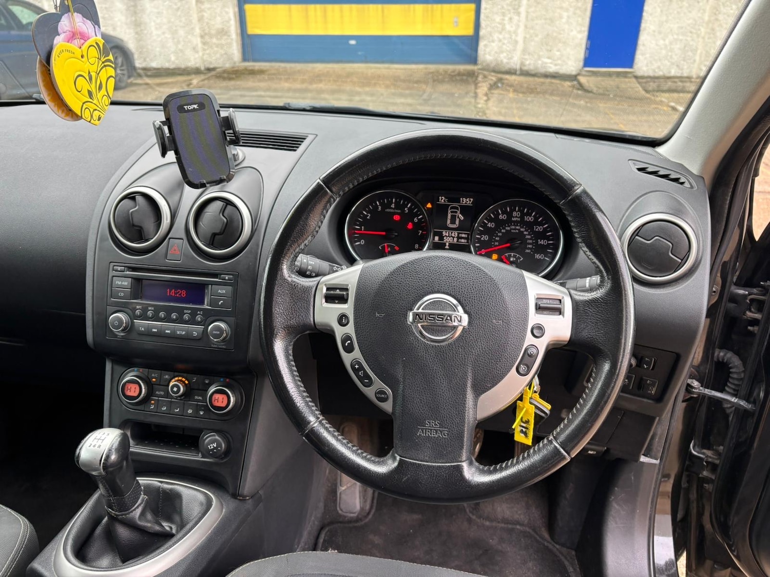 Used Nissan Qashqai 2011 for sale - 77640449: Photo 15