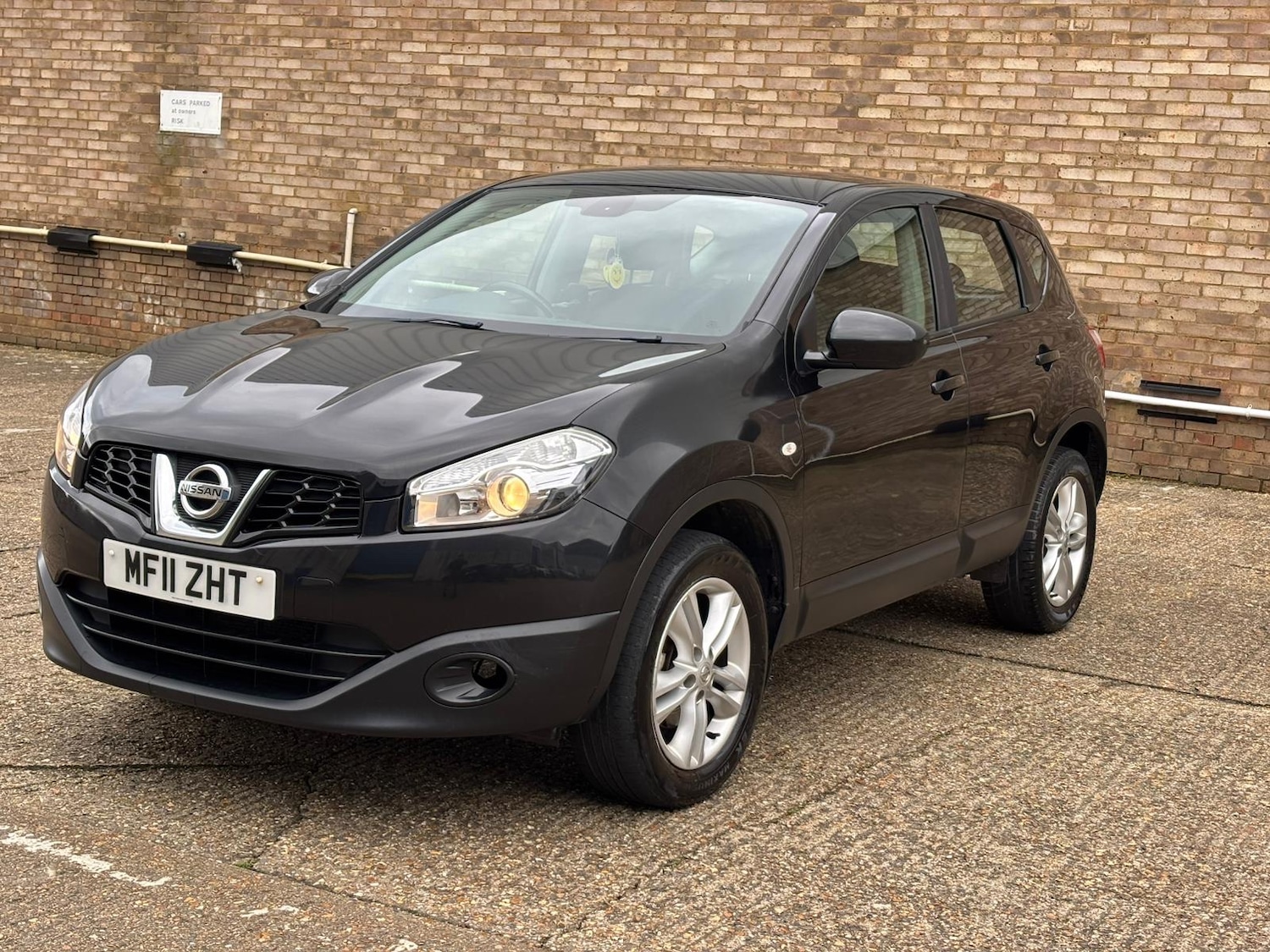 Used Nissan Qashqai 2011 for sale - 77640449: Photo 2