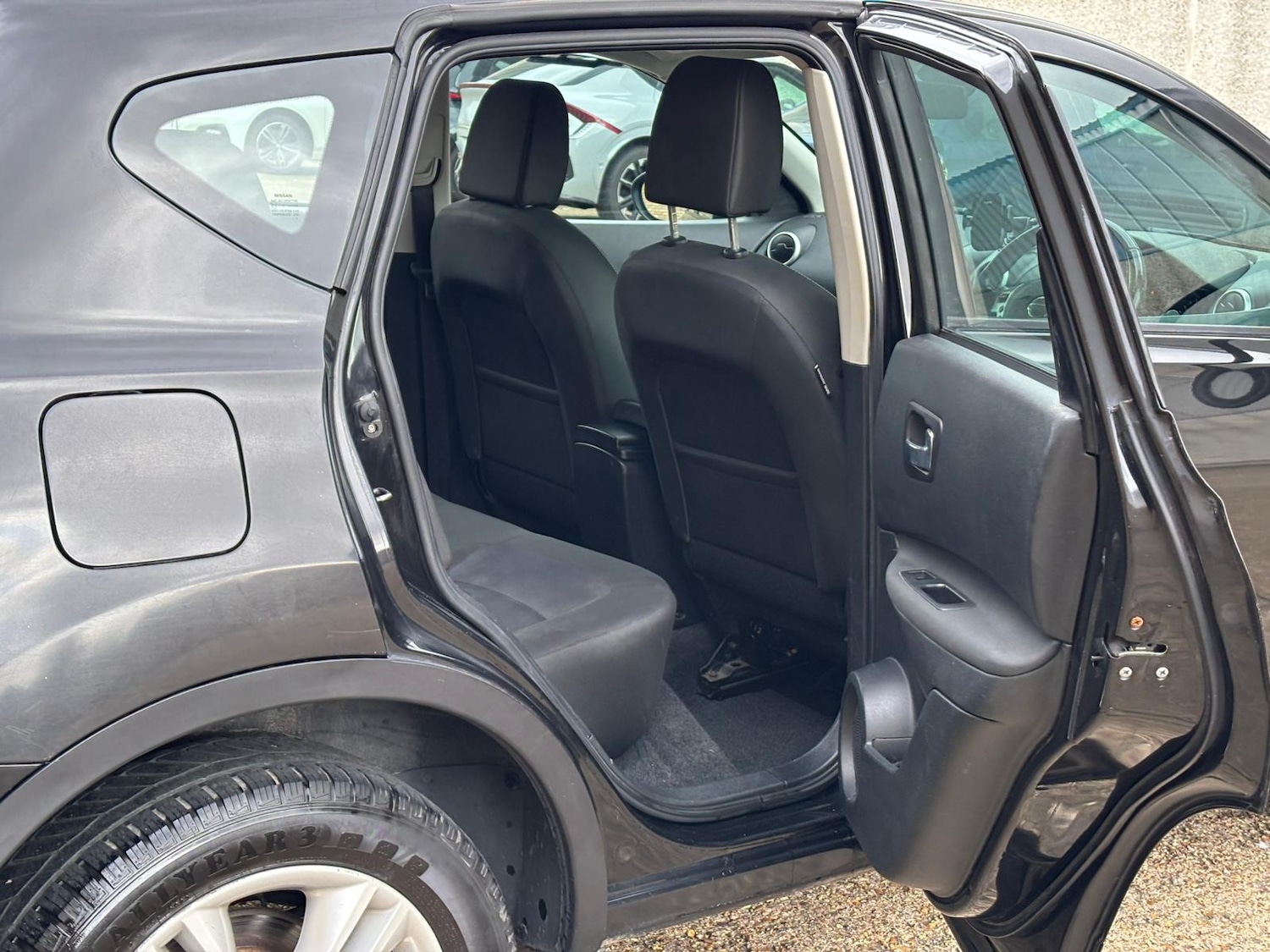 Used Nissan Qashqai 2011 for sale - 77640449: Photo 26