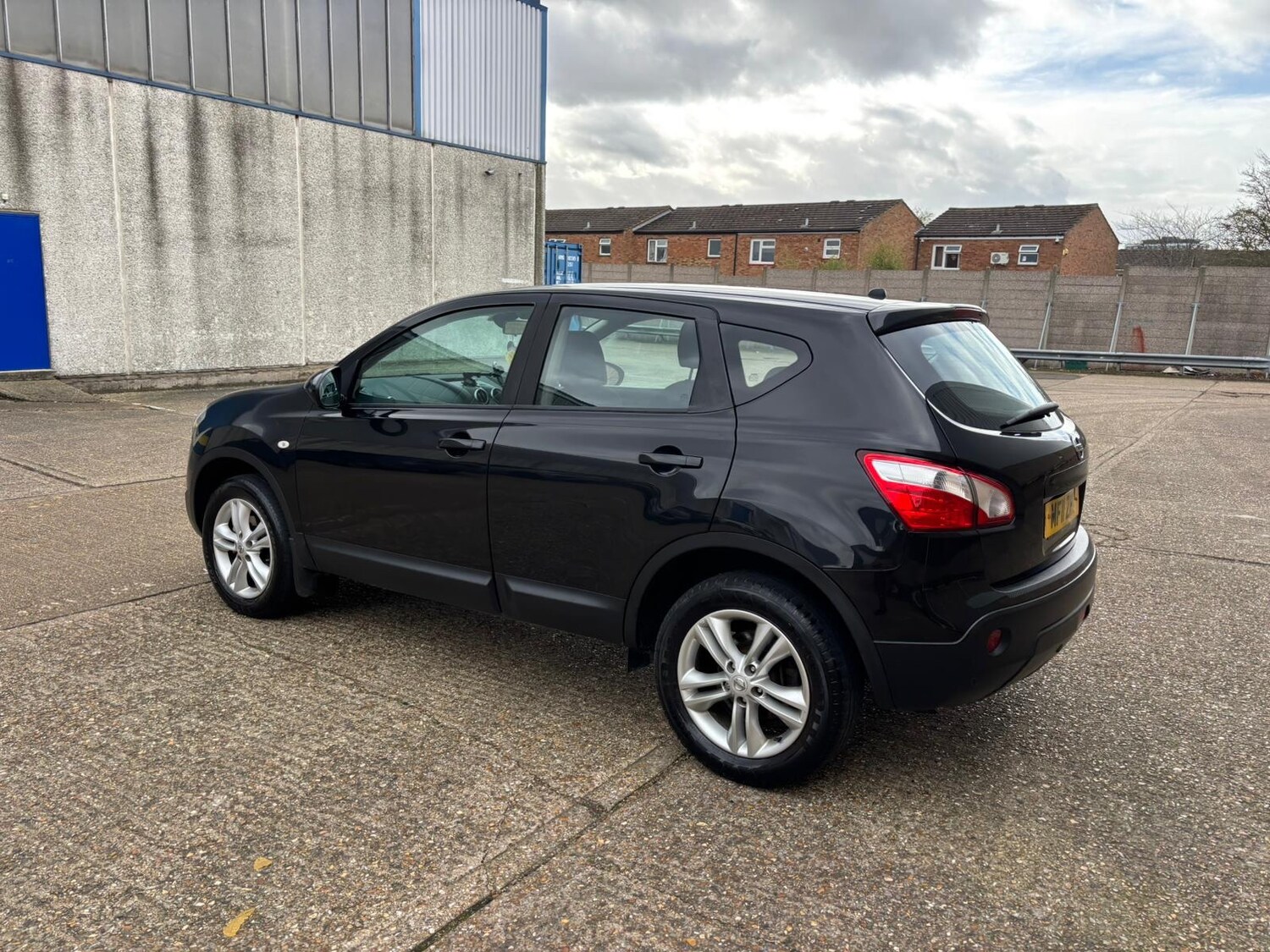 Used Nissan Qashqai 2011 for sale - 77640449: Photo 35