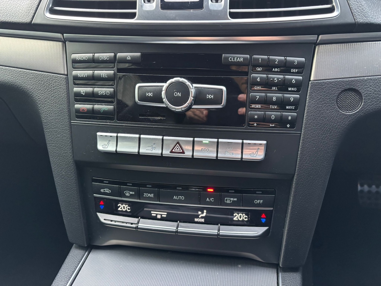 Used Mercedes-Benz E Class 2014 for sale - 77578796: Photo 26