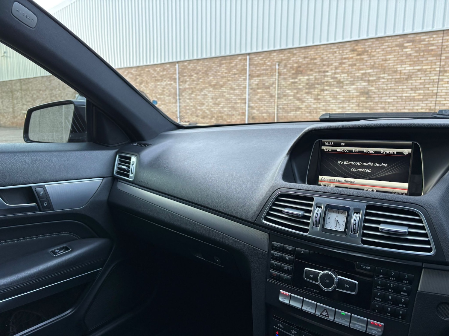 Used Mercedes-Benz E Class 2014 for sale - 77578796: Photo 32