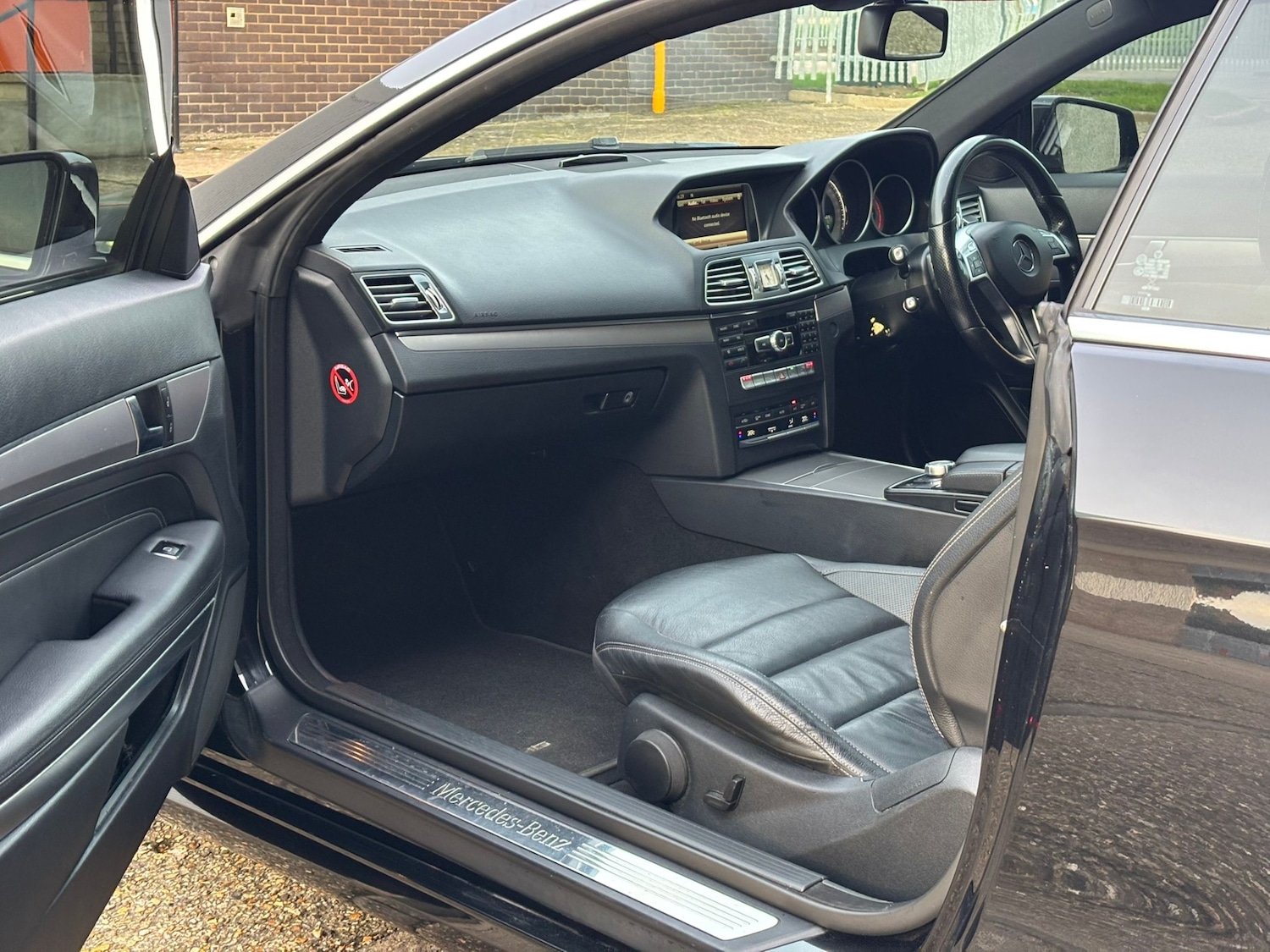 Used Mercedes-Benz E Class 2014 for sale - 77578796: Photo 46