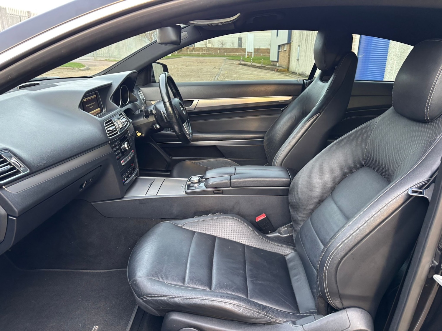 Used Mercedes-Benz E Class 2014 for sale - 77578796: Photo 48