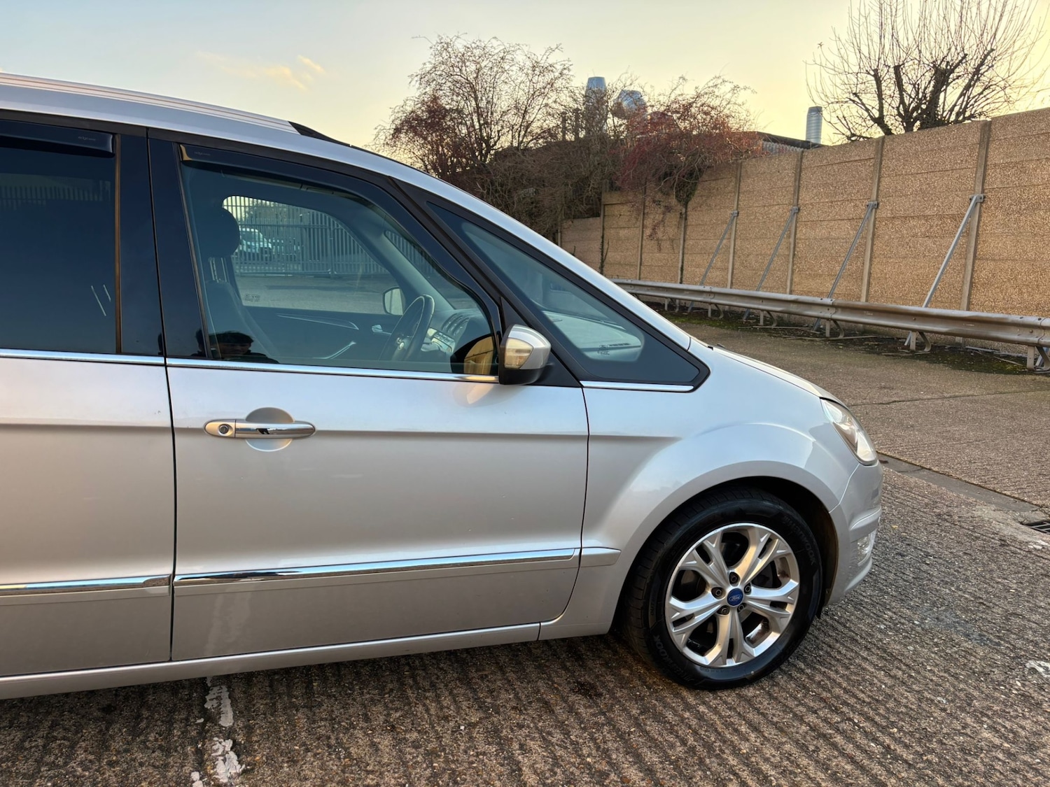 Used Ford Galaxy 2011 for sale - 76948779: Photo 12