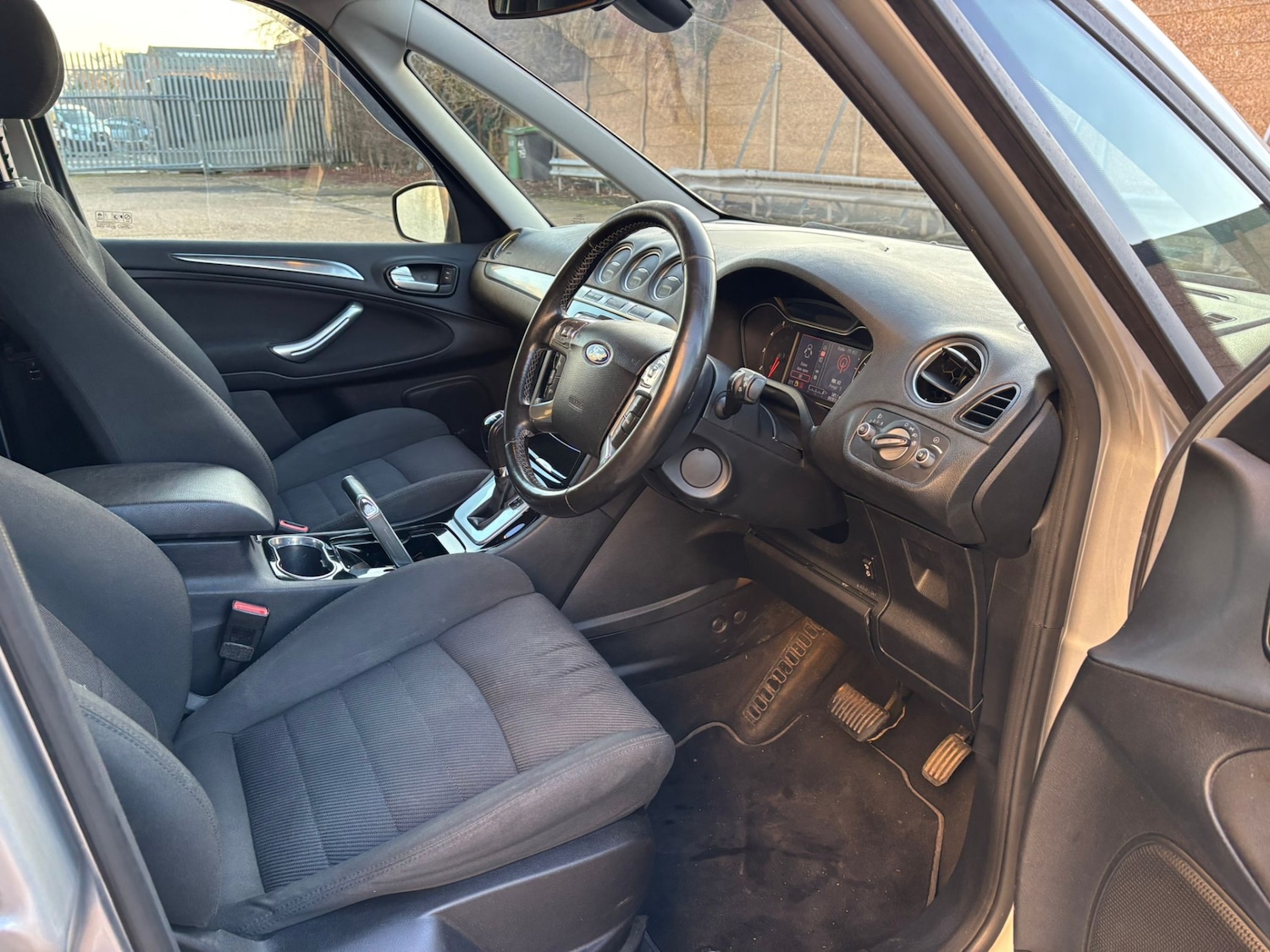 Used Ford Galaxy 2011 for sale - 76948779: Photo 14