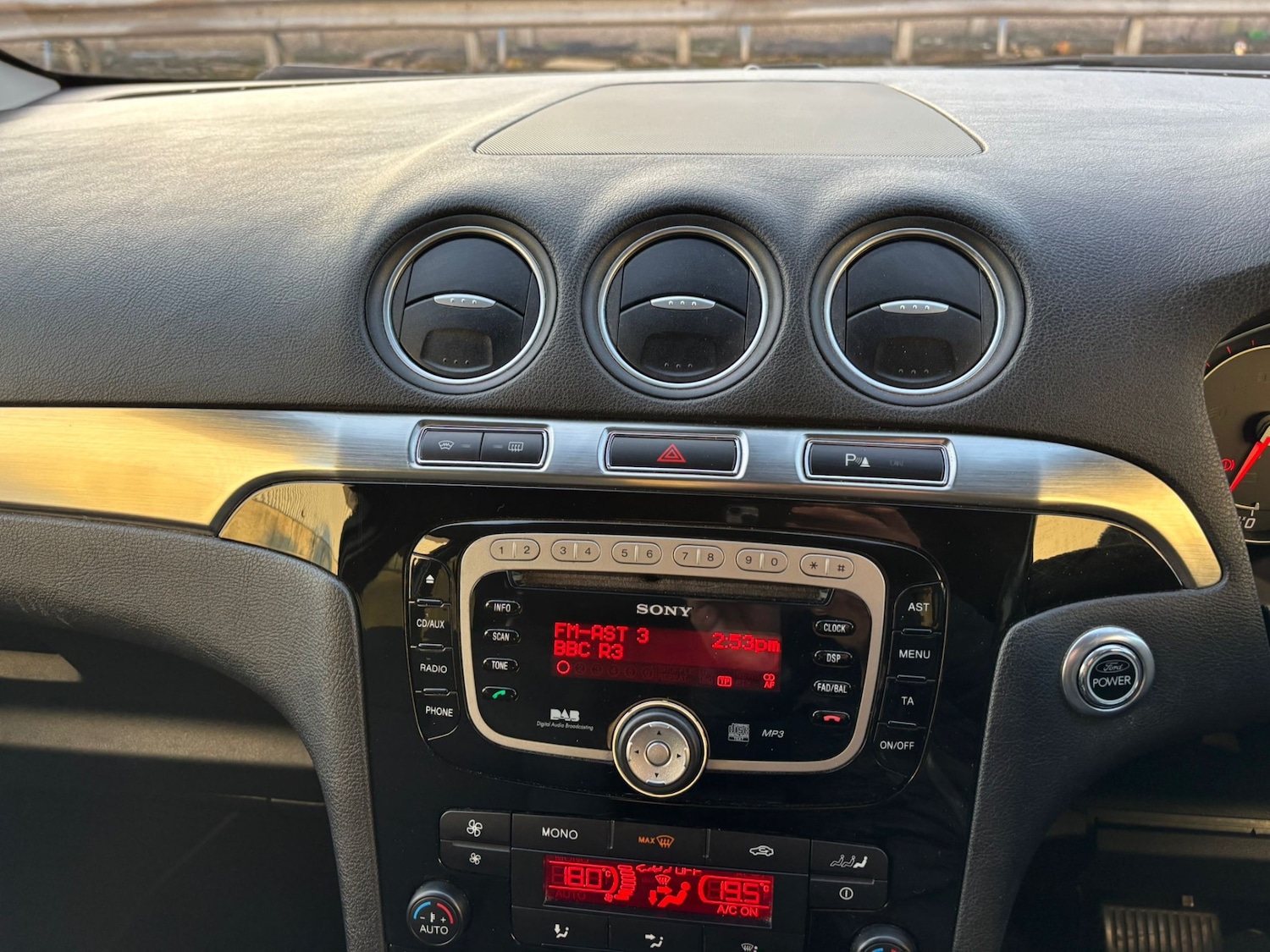 Used Ford Galaxy 2011 for sale - 76948779: Photo 21