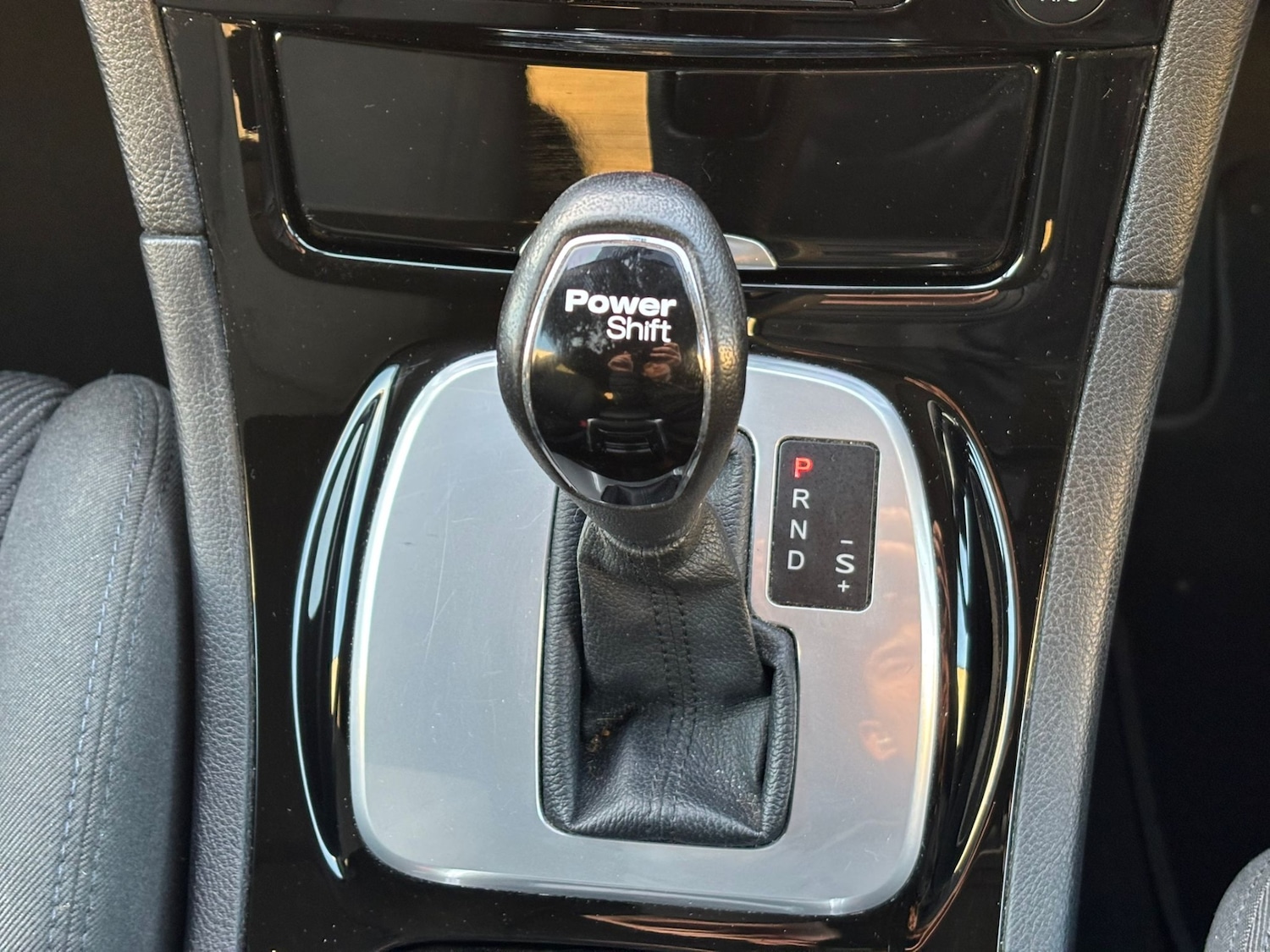 Used Ford Galaxy 2011 for sale - 76948779: Photo 24