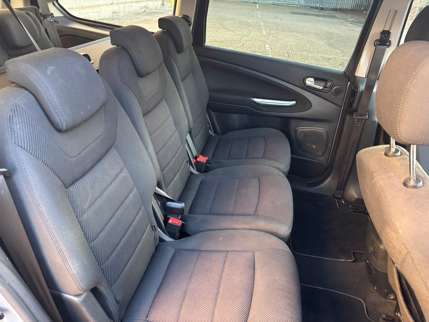 Used Ford Galaxy 2011 for sale - 76948779: Photo 31