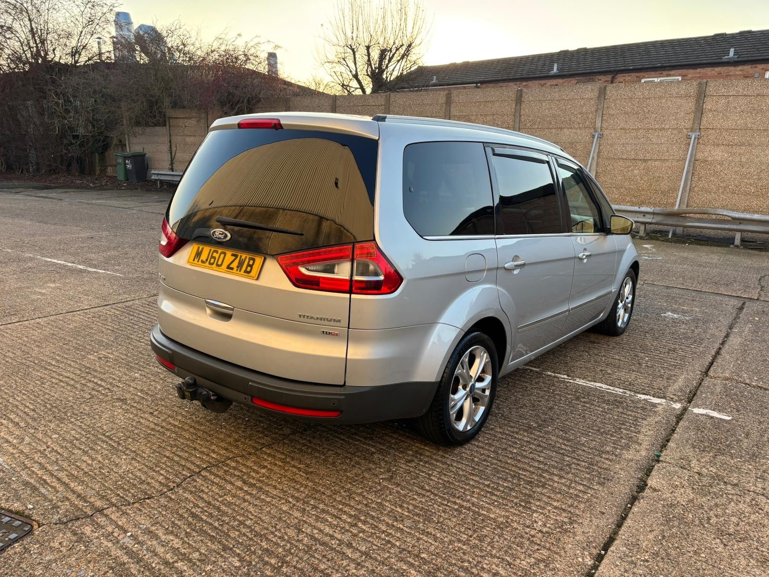 Used Ford Galaxy 2011 for sale - 76948779: Photo 33