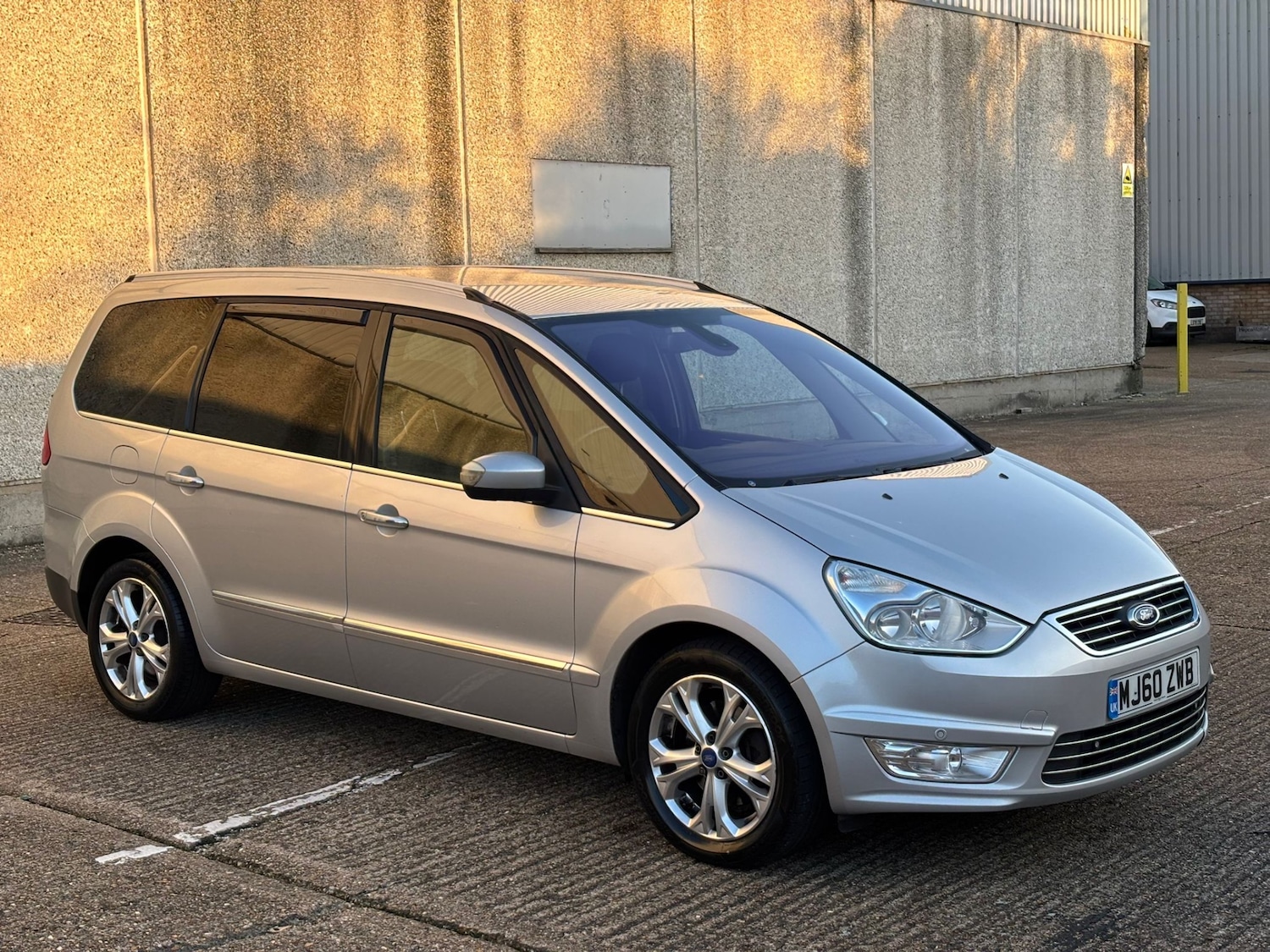 Used Ford Galaxy 2011 for sale - 76948779: Photo 9