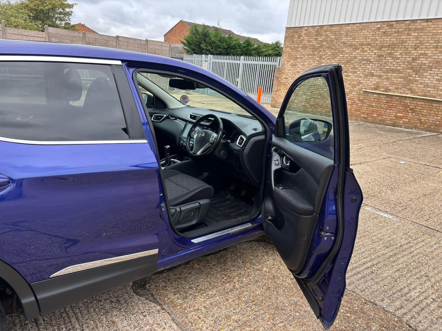 Used Nissan Qashqai 2014 for sale - 76193485: Photo 12