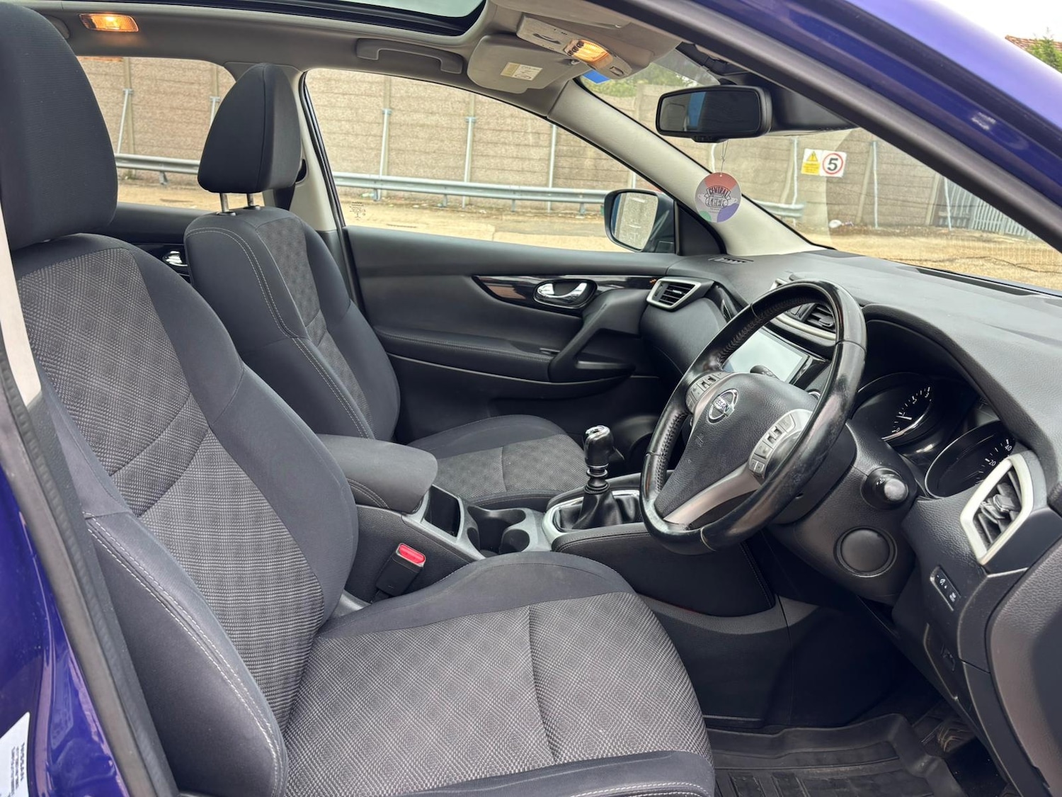 Used Nissan Qashqai 2014 for sale - 76193485: Photo 14