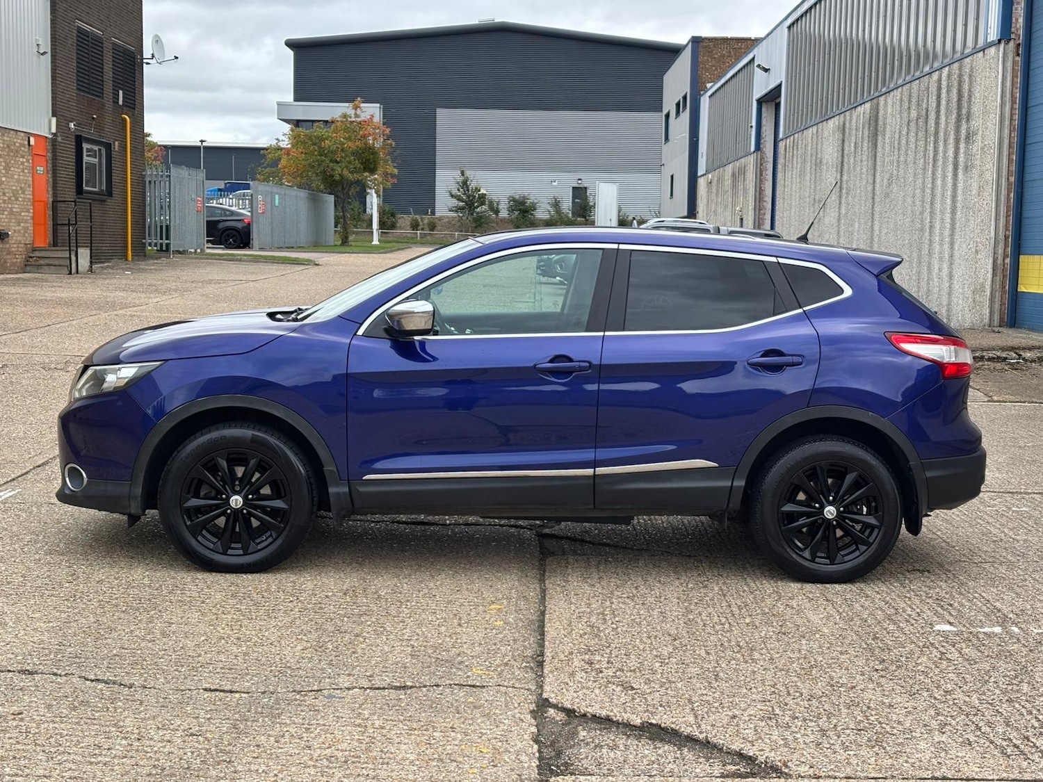 Used Nissan Qashqai 2014 for sale - 76193485: Photo 51