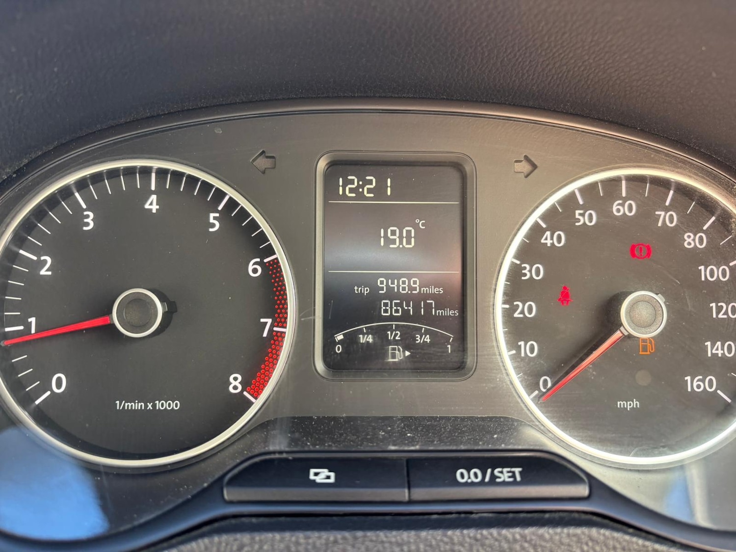 Used Volkswagen Polo 2011 for sale - 76184565: Photo 11